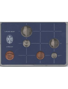 Awers monety 1982 Różne Guldeny Zestaw FDC