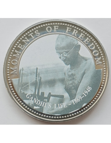 Awers monety Liberia 10 Dolarów 2001 Życie Gandhiego