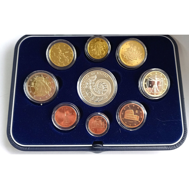 Moneta Włochy 2002 zestaw monet 1 cent do 2 euro